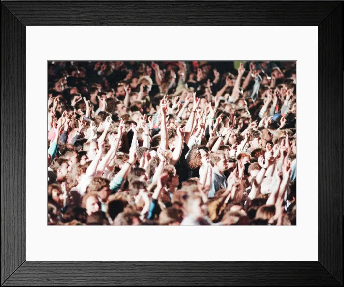 Framed Print : John Lennon Scholarship Concert held at Pier Head, Liverpool. Saturday 5th May 1990