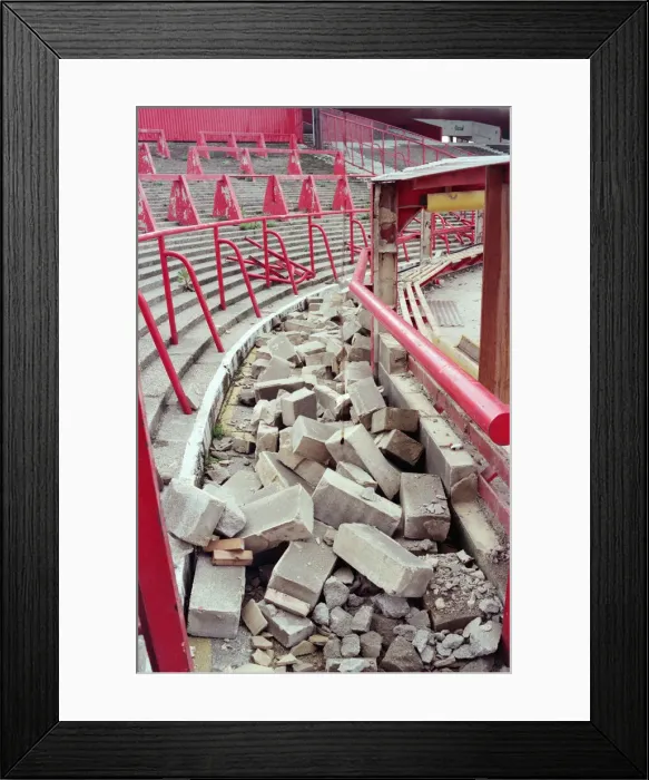 Framed Print : Ayresome Park, the home of Middlesbrough F. C which is due to be demolished following Framed Print : Ayresome Park, the home of Middlesbrough F. C which is due to be demolished following