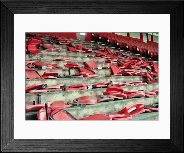 Framed Print : Ayresome Park, the home of Middlesbrough F. C which is due to be demolished following Framed Print : Ayresome Park, the home of Middlesbrough F. C which is due to be demolished following
