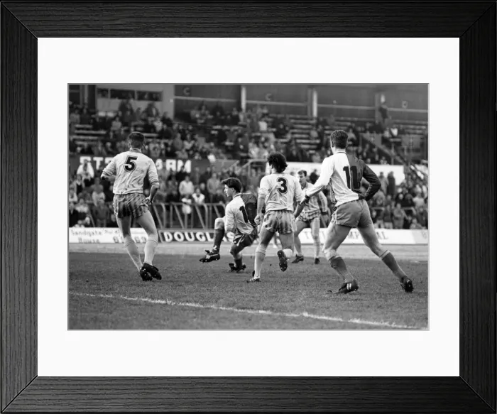 Framed Print : Billingham Synthonia Football Team, in action, 14th November 1987 Framed Print : Billingham Synthonia Football Team, in action, 14th November 1987