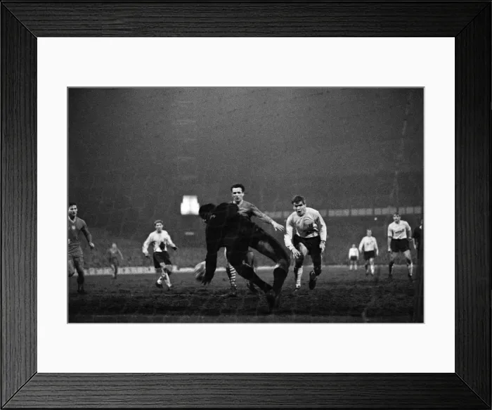 Framed Print : International Friendly match at Goodison Park. England 1 v Poland 1 Framed Print : International Friendly match at Goodison Park. England 1 v Poland 1