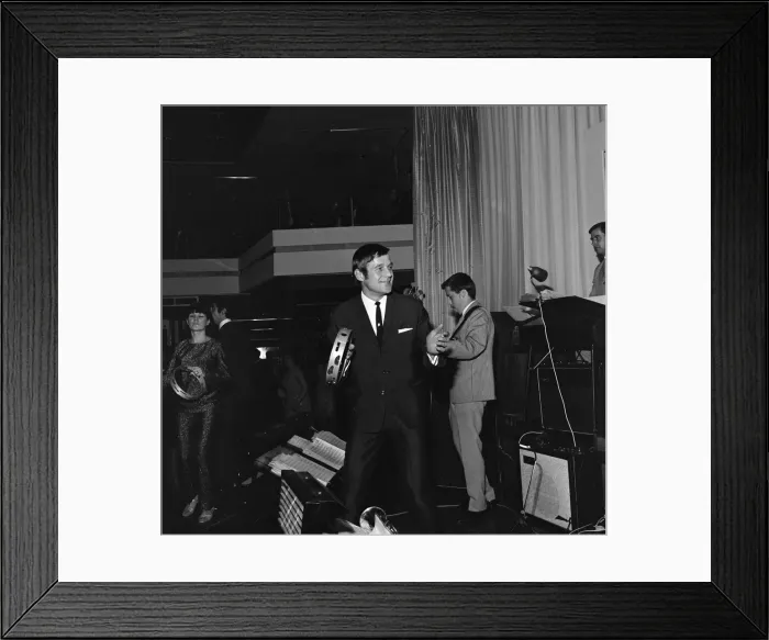 Framed Print : The George Bradley Band, performing at the Top Rank Suite, Reading, Berkshire