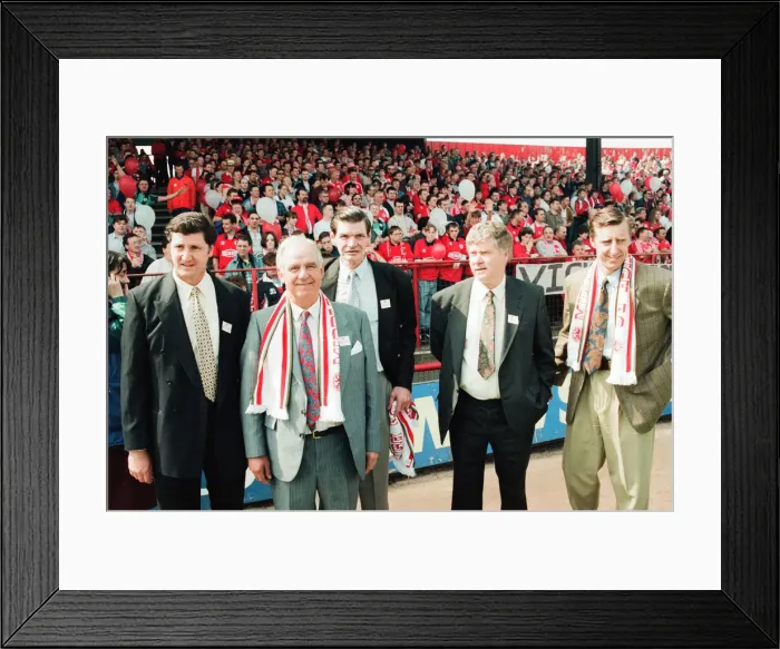 Framed Print : Middlesbrough 2-1 Luton Town, League Division One match at Ayresome Park Framed Print : Middlesbrough 2-1 Luton Town, League Division One match at Ayresome Park
