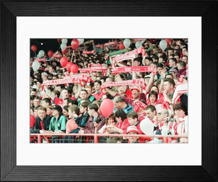 Framed Print : Middlesbrough 2-1 Luton Town, League Division One match at Ayresome Park Framed Print : Middlesbrough 2-1 Luton Town, League Division One match at Ayresome Park