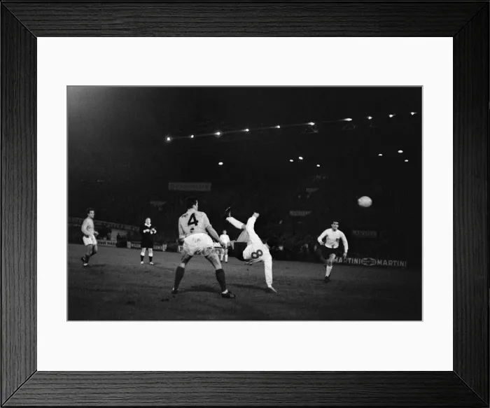 Framed Print : International Friendly match at the Olympic Stadium, Amsterdam Framed Print : International Friendly match at the Olympic Stadium, Amsterdam