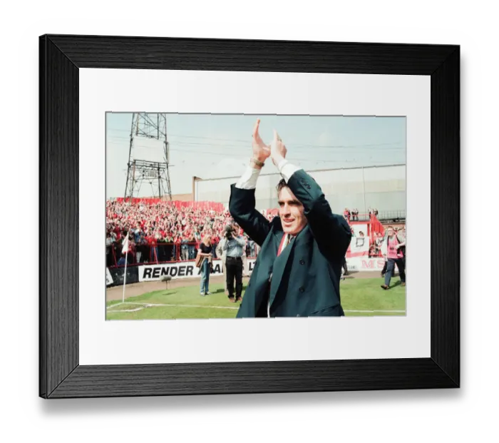 Framed Print : Middlesbrough 2-1 Luton Town, League Division One match at Ayresome Park