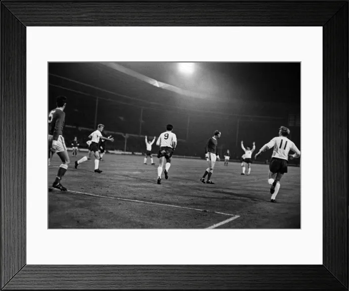 Framed Print : British Home Championship match at Wembley Stadium. England 2 v Wales 1 Framed Print : British Home Championship match at Wembley Stadium. England 2 v Wales 1