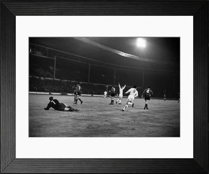 Framed Print : International Friendly match at Wembley Stadium. England 2 v Belgium 2 Framed Print : International Friendly match at Wembley Stadium. England 2 v Belgium 2