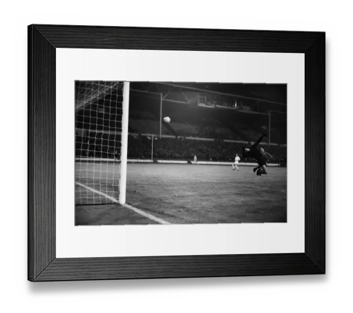 Framed Print : International Friendly match at Wembley Stadium. England 2 v Belgium 2