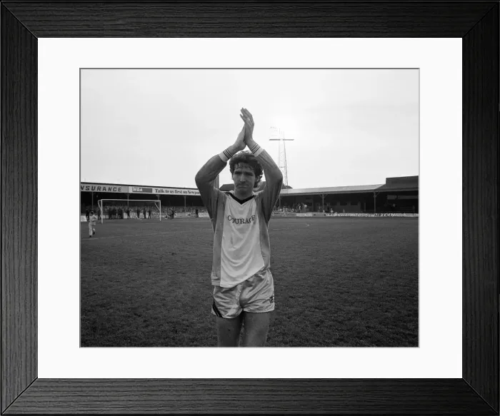 Framed Print : Newport 0-2 Reading, Division Three league match at Rodney Parade Framed Print : Newport 0-2 Reading, Division Three league match at Rodney Parade
