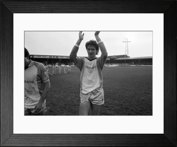 Framed Print : Newport 0-2 Reading, Division Three league match at Rodney Parade Framed Print : Newport 0-2 Reading, Division Three league match at Rodney Parade