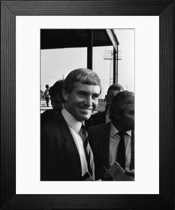 Framed Print : Newport 0-2 Reading, Division Three league match at Rodney Parade