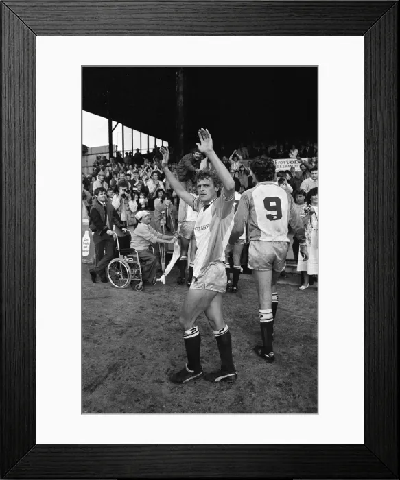 Framed Print : Newport 0-2 Reading, Division Three league match at Rodney Parade Framed Print : Newport 0-2 Reading, Division Three league match at Rodney Parade