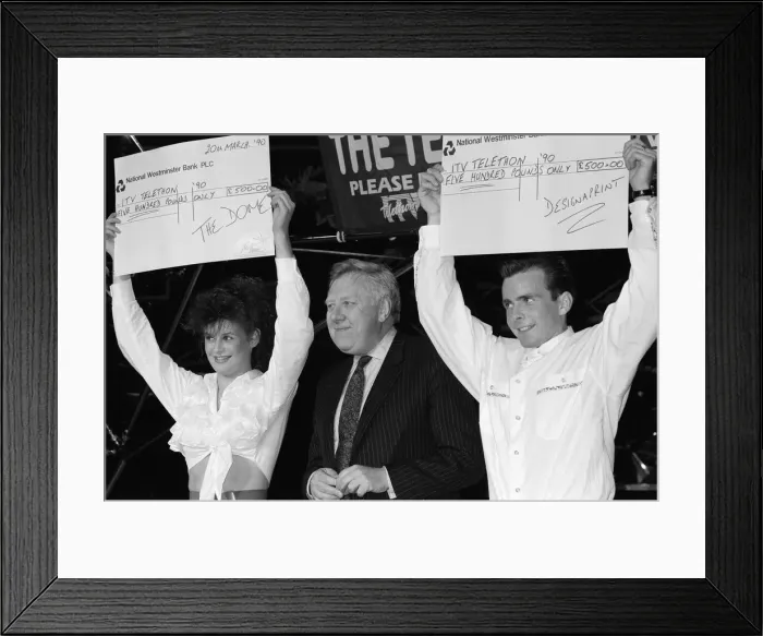 Framed Print : Labour Deputy Leader Roy Hattersley dances the Lambada with champion Jane Mytton Framed Print : Labour Deputy Leader Roy Hattersley dances the Lambada with champion Jane Mytton