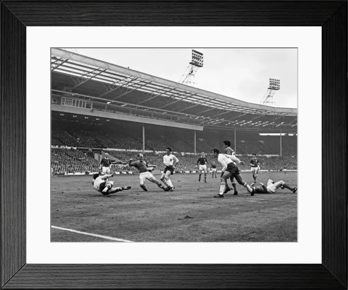 Framed Print : England v Rest of the World Fifa XI at Wembley Stadium to celebrate 100 years of Framed Print : England v Rest of the World Fifa XI at Wembley Stadium to celebrate 100 years of