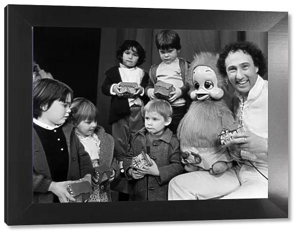 Keith Harris, ventriloquist and dummy, Orville the Duck