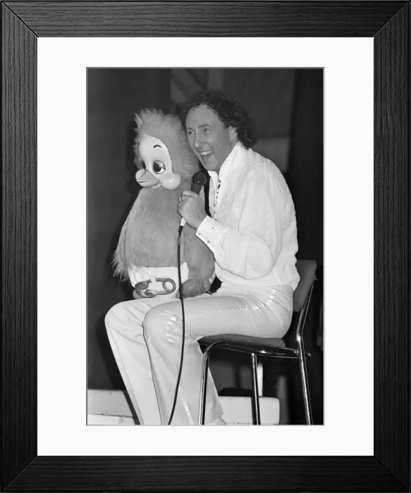 Framed Print : Keith Harris, ventriloquist and dummy, Orville the Duck, 8th June 1983 Framed Print : Keith Harris, ventriloquist and dummy, Orville the Duck, 8th June 1983