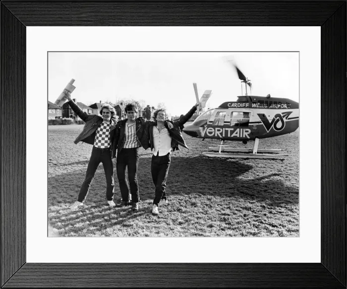 Framed Print : Welsh rock band Ceffyl Pren. 12th January 1984 Framed Print : Welsh rock band Ceffyl Pren. 12th January 1984