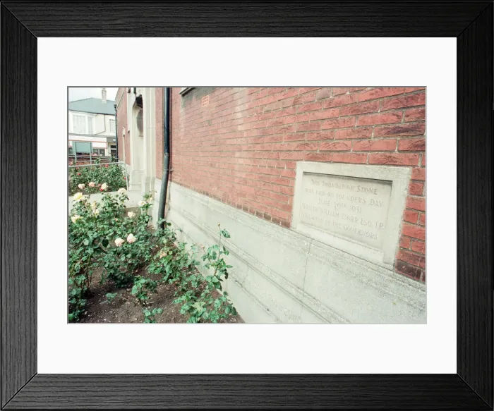 Framed Print : Plaque at Memorial Hall, Coatham Road, Redcar, Cleveland, 3rd October 1997 Framed Print : Plaque at Memorial Hall, Coatham Road, Redcar, Cleveland, 3rd October 1997