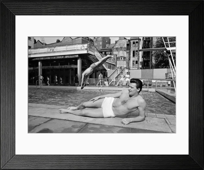 Framed Print : Footballer Johnny Byrne relaxing at oasis swimming baths. 21st August 1964 Framed Print : Footballer Johnny Byrne relaxing at oasis swimming baths. 21st August 1964