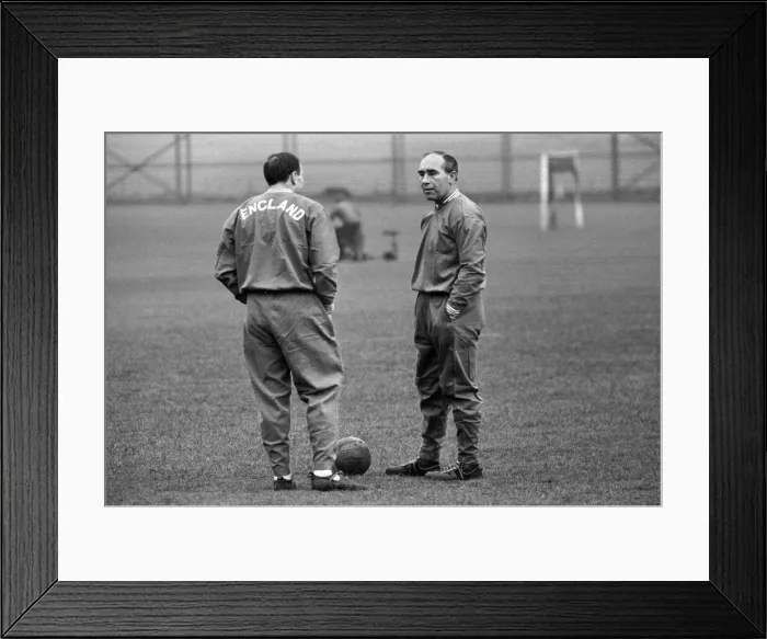 Framed Print : England football squad at Lilleshall, Shropshire for a training and tactical get together Framed Print : England football squad at Lilleshall, Shropshire for a training and tactical get together