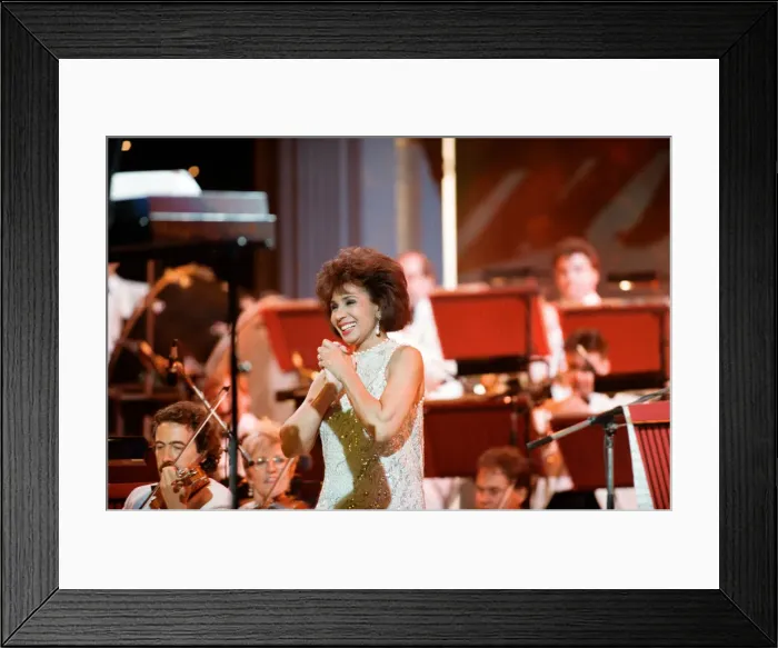 Framed Print : Shirley Bassey performing at the Cor World Choir concert at Cardiff Arms Park