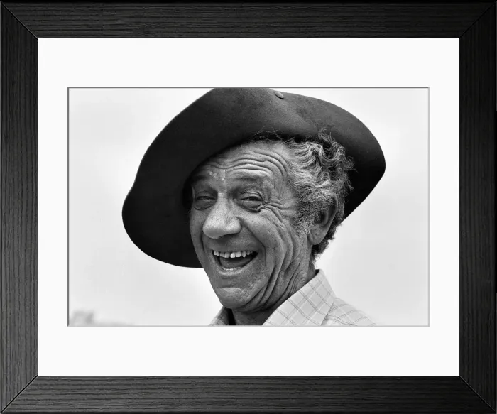 Framed Print : Sid James, Carry On'actor and star of the Thames television situation comedy