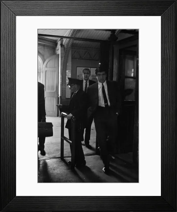 Framed Print : Footballer Terry Venables on his way to work using public transport in London Framed Print : Footballer Terry Venables on his way to work using public transport in London