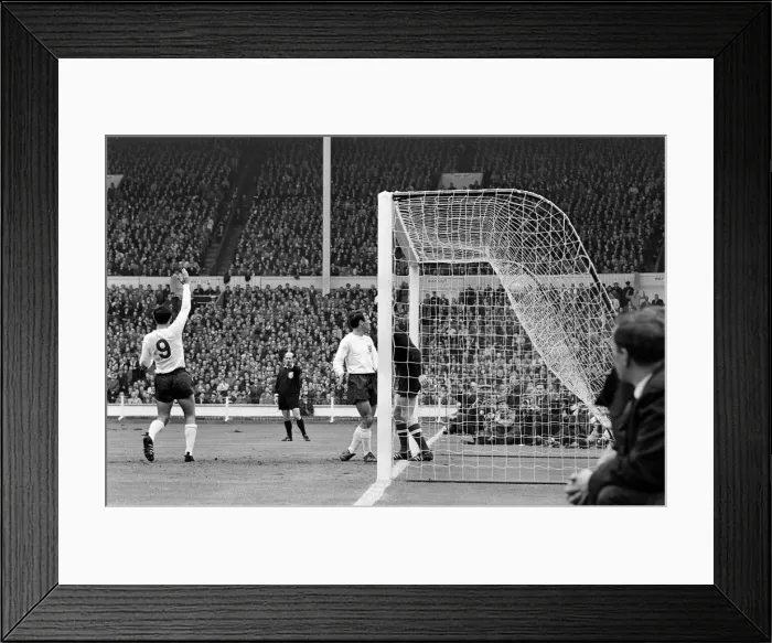Framed Print : International Friendly football match at Wembley Stadium. England 1 v Hungary 0 Framed Print : International Friendly football match at Wembley Stadium. England 1 v Hungary 0