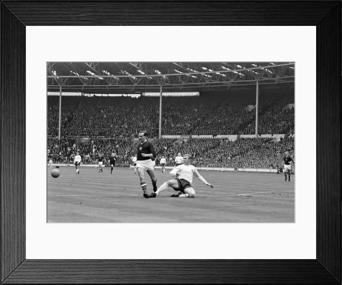 Framed Print : International Friendly football match at Wembley Stadium. England 1 v Hungary 0 Framed Print : International Friendly football match at Wembley Stadium. England 1 v Hungary 0