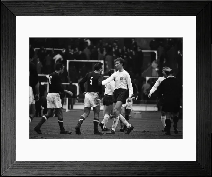 Framed Print : International Friendly football match at Wembley Stadium. England 1 v Hungary 0 Framed Print : International Friendly football match at Wembley Stadium. England 1 v Hungary 0