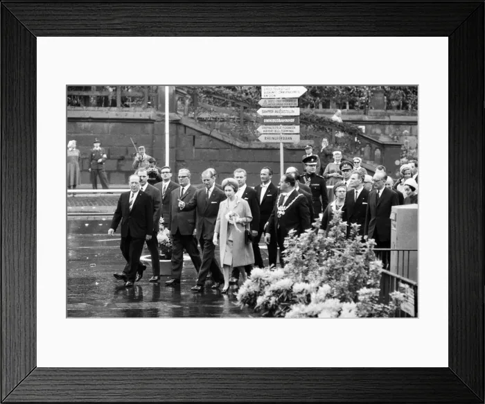 Framed Print : Queen Elizabeth II, during her visit to West Germany. Pictured in Cologne. 25th May 1965 Framed Print : Queen Elizabeth II, during her visit to West Germany. Pictured in Cologne. 25th May 1965