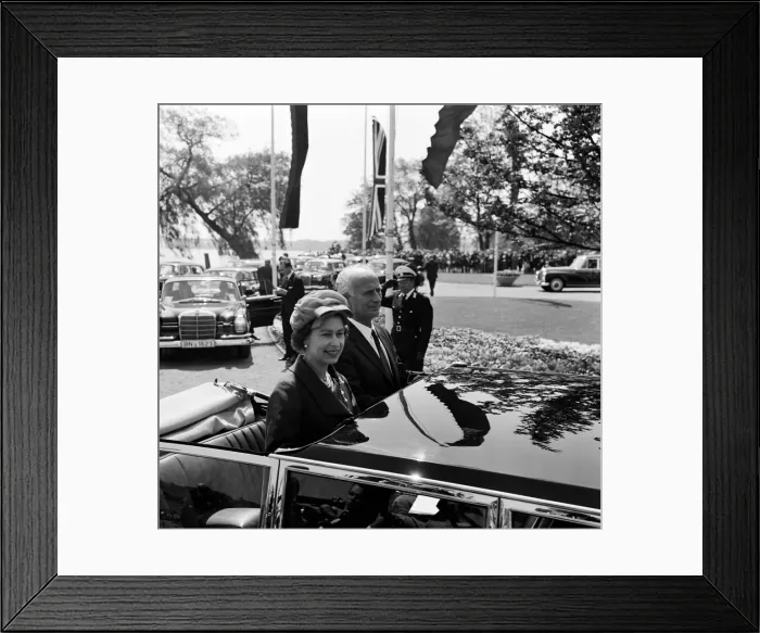 Framed Print : Queen Elizabeth II, during her visit to Germany. Pictured in Hamburg riding in an open Framed Print : Queen Elizabeth II, during her visit to Germany. Pictured in Hamburg riding in an open
