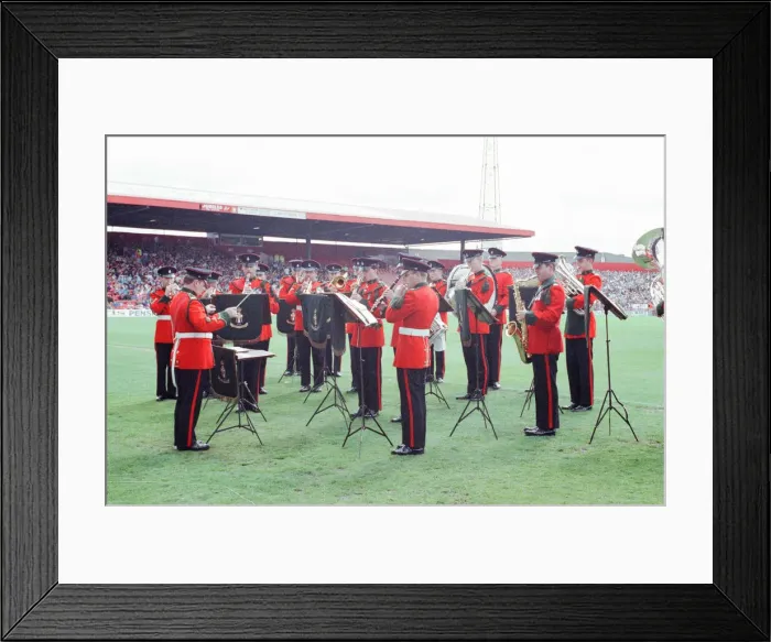 Framed Print : Middlesbrough 1-1 Notts County, League Division Two Play Off 1st Leg match at Ayresome Framed Print : Middlesbrough 1-1 Notts County, League Division Two Play Off 1st Leg match at Ayresome