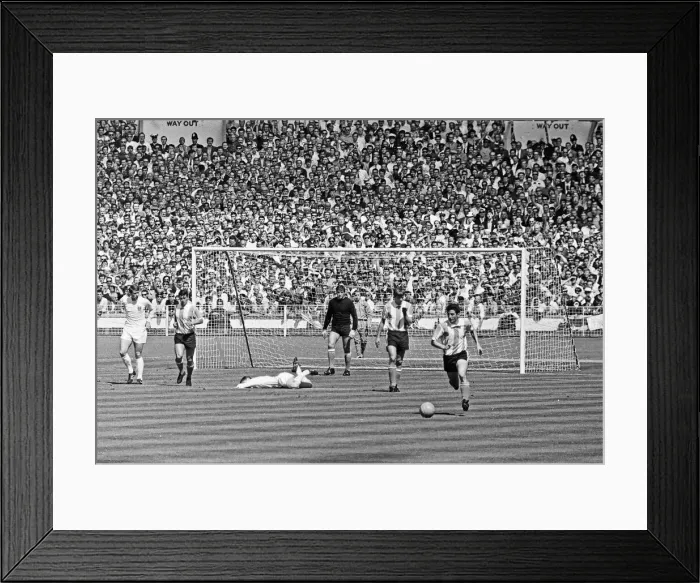 Framed Print : World Cup Quarter Final match at Wembley Stadium. England 1 v Argentina 0 Framed Print : World Cup Quarter Final match at Wembley Stadium. England 1 v Argentina 0