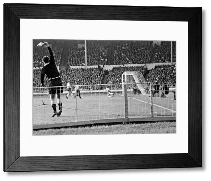 Framed Print : World Cup Group 1 match at Wembley Stadium. England 0 v Uruguay 0 Framed Print : World Cup Group 1 match at Wembley Stadium. England 0 v Uruguay 0