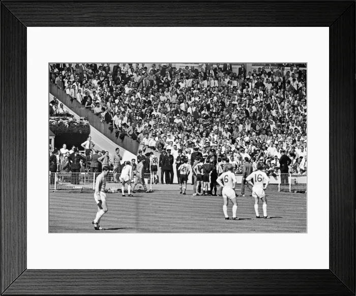 Framed Print : World Cup Quarter Final match at Wembley Stadium. England 1 v Argentina 0 Framed Print : World Cup Quarter Final match at Wembley Stadium. England 1 v Argentina 0