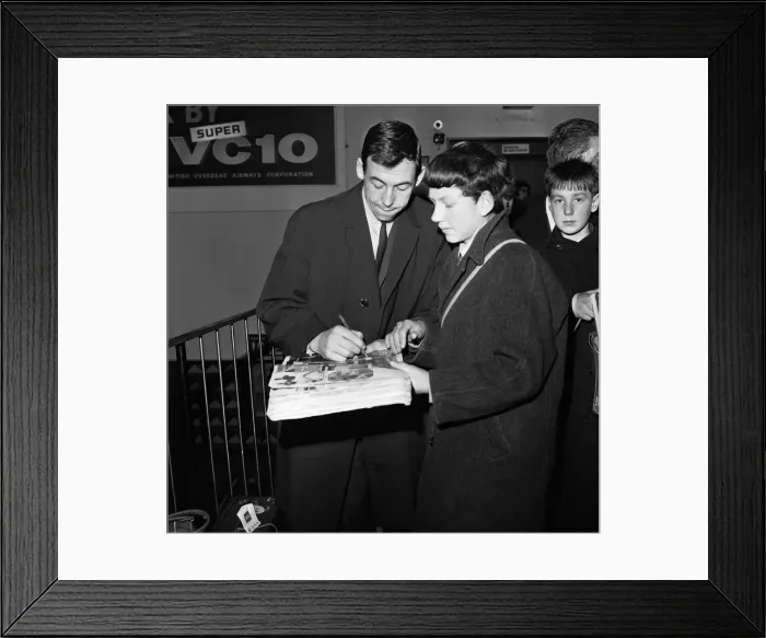 Framed Print : England team return from Spain following their 0-2 victory over the European Champions Framed Print : England team return from Spain following their 0-2 victory over the European Champions