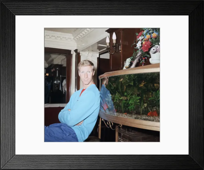 Framed Print : The England football team relaxing at their Hendon hall hotel during the 1966 World Cup Framed Print : The England football team relaxing at their Hendon hall hotel during the 1966 World Cup