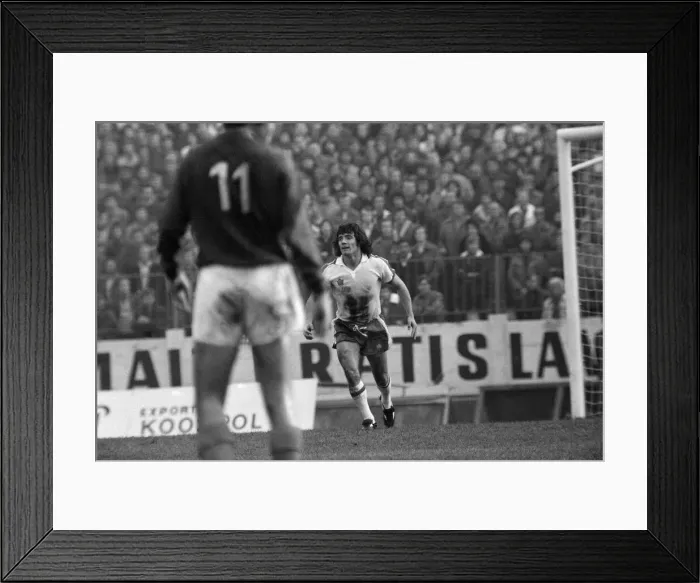 Framed Print : Kevin Keegan during the Czechoslovakia v England game, UEFA European Championship Group 1 Framed Print : Kevin Keegan during the Czechoslovakia v England game, UEFA European Championship Group 1
