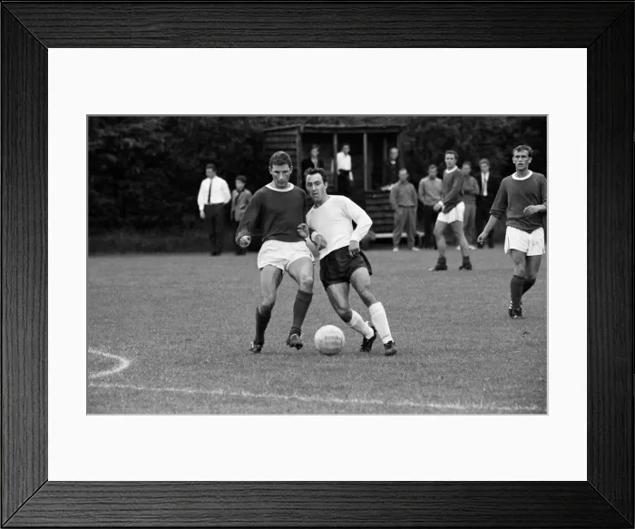 Framed Print : The England football team spend the afternoon training at the Arsenal practice field Framed Print : The England football team spend the afternoon training at the Arsenal practice field