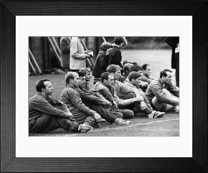Framed Print : The England football team spend the afternoon training at the Arsenal practice field Framed Print : The England football team spend the afternoon training at the Arsenal practice field