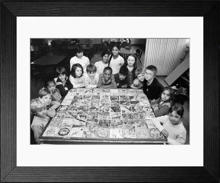 Framed Print : Tile mural made by children at Coley Primary School, Wolseley Street, Reading Framed Print : Tile mural made by children at Coley Primary School, Wolseley Street, Reading
