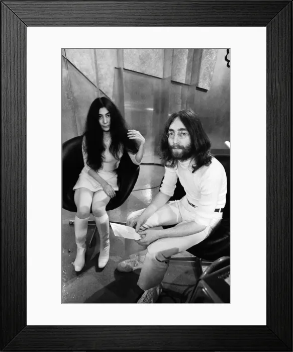 Framed Print : John Lennon and Yoko Ono appear on Thames Televisions Today Framed Print : John Lennon and Yoko Ono appear on Thames Televisions Today