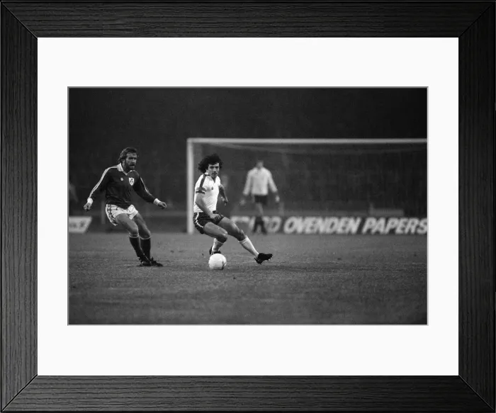 Framed Print : Kevin Keegan during England v Republic of Ireland. UEFA European Championship Group 1 Framed Print : Kevin Keegan during England v Republic of Ireland. UEFA European Championship Group 1