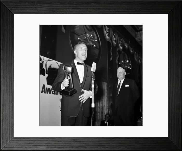 Framed Print : Bruce Forsyth at the Daily Mirror Television Award show. 29th July 1962
