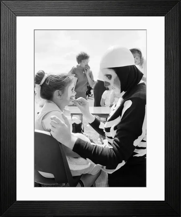 Framed Print : School Carnival, Ashmead School, Northumberland Avenue, Reading, June 1985 Framed Print : School Carnival, Ashmead School, Northumberland Avenue, Reading, June 1985