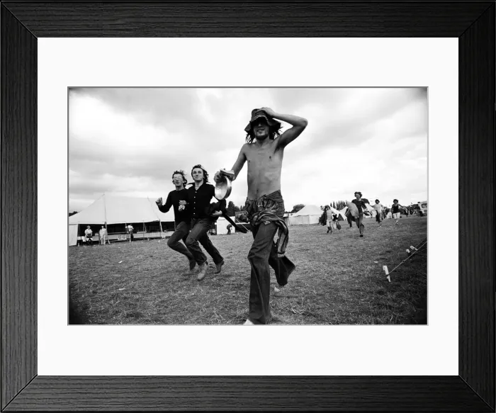 Framed Print : Pop festival in Reading, Berkshire. August 1975 Framed Print : Pop festival in Reading, Berkshire. August 1975