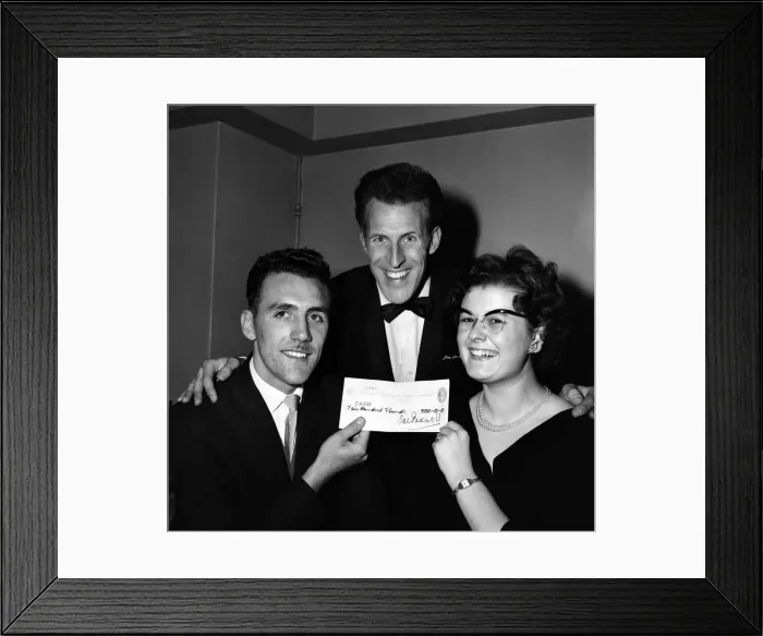 Framed Print : Mr and Mrs Farquhar who have only been married for 24 hours Framed Print : Mr and Mrs Farquhar who have only been married for 24 hours