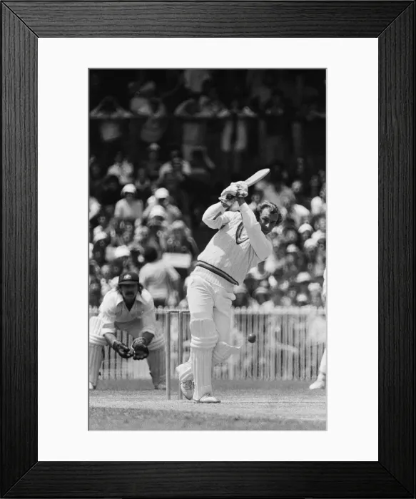 Framed Print : England v Australia 3rd Test in Melbourne. (Picture) England